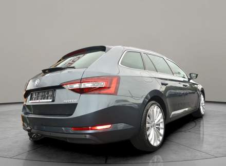 Škoda - Superb