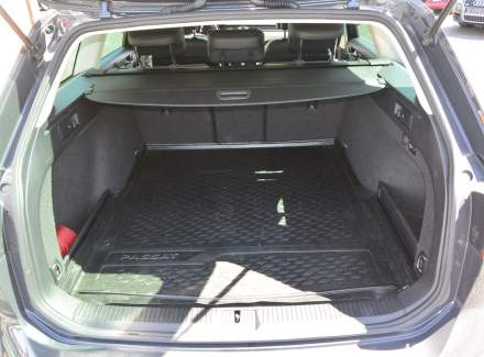 Volkswagen - Passat