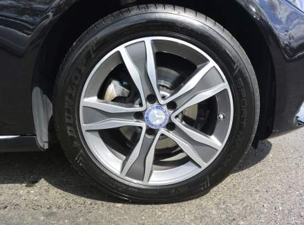 Mercedes-Benz - C-class