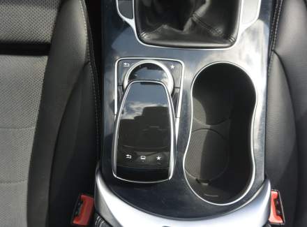 Mercedes-Benz - C-class