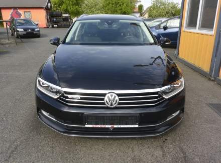 Volkswagen - Passat