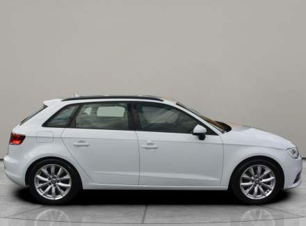 Audi - A3