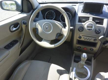 Renault - Megane