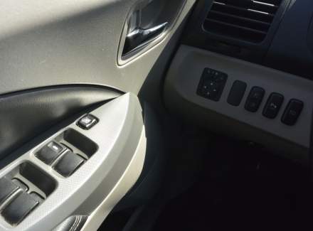 Mitsubishi - Grandis