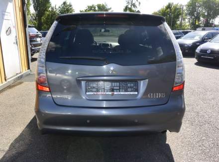 Mitsubishi - Grandis