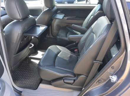 Mitsubishi - Grandis