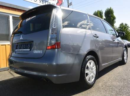 Mitsubishi - Grandis