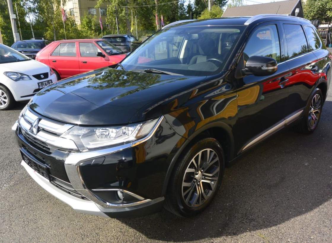 Mitsubishi - Outlander