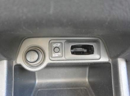 Mitsubishi - Outlander