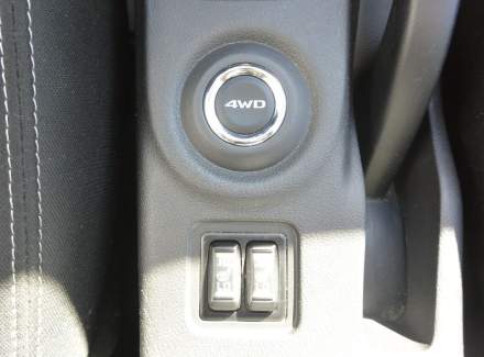 Mitsubishi - Outlander