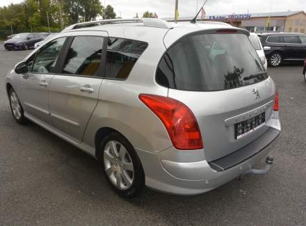Peugeot - 308