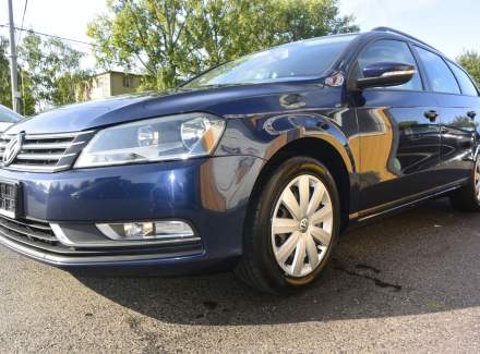 Volkswagen - Passat