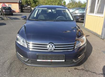 Volkswagen - Passat