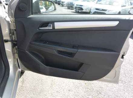 Opel - Astra