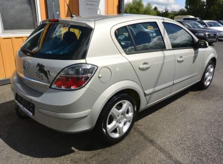 Opel - Astra