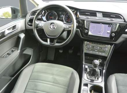 Volkswagen - Touran