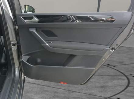 Volkswagen - Touran