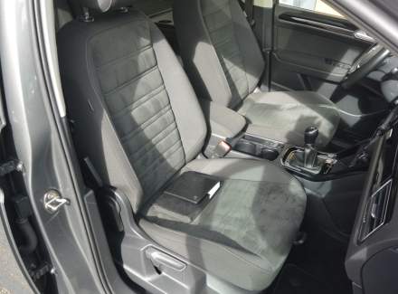 Volkswagen - Touran