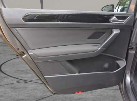 Volkswagen - Touran