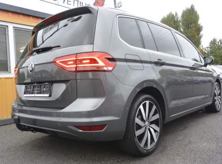 Volkswagen - Touran