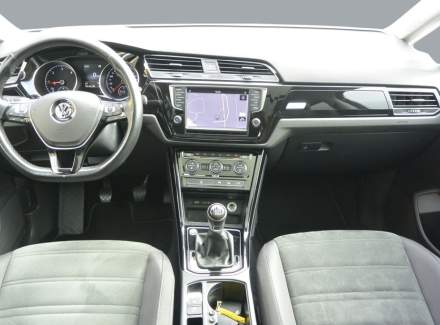 Volkswagen - Touran