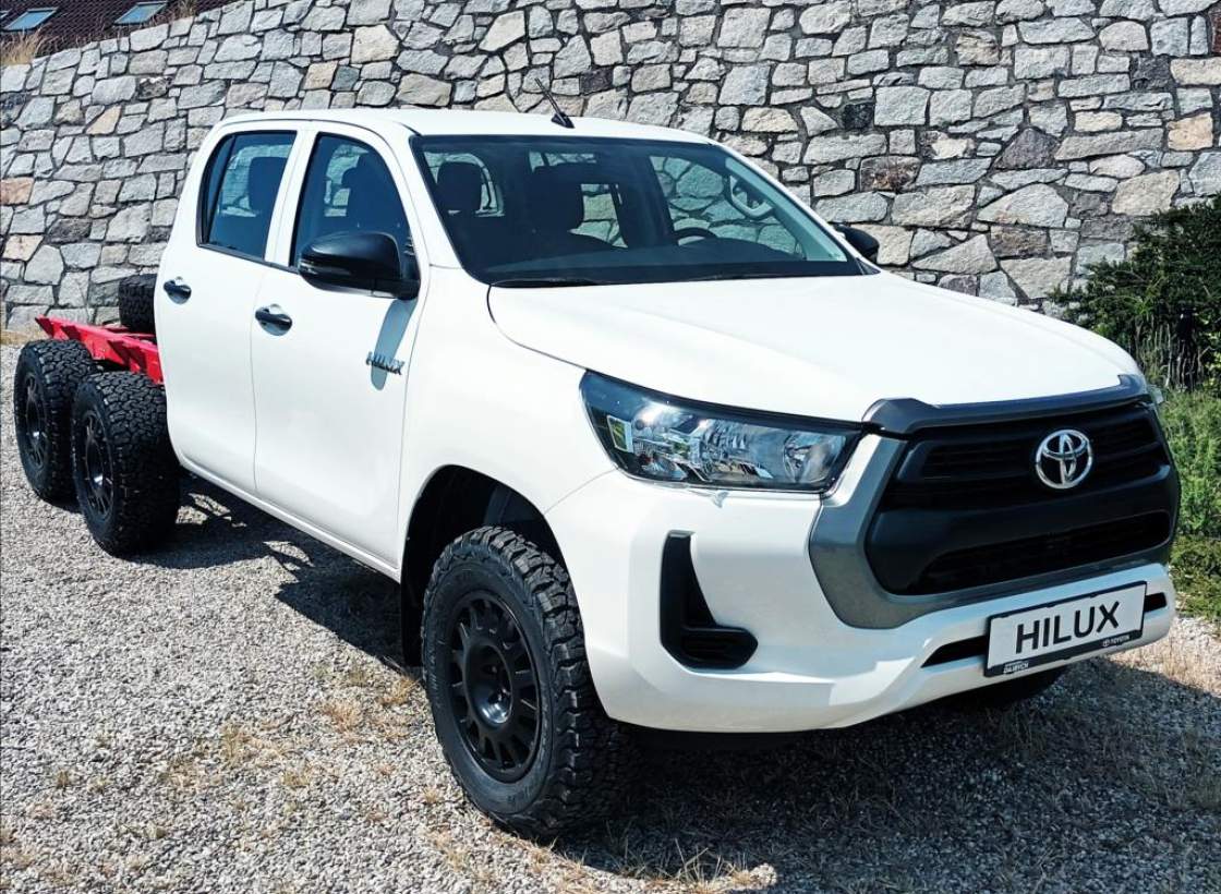 Toyota - Hilux
