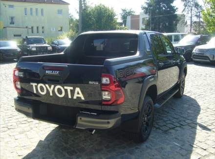 Toyota - Hilux