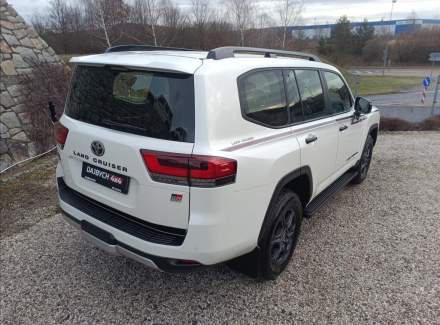 Toyota - Land Cruiser