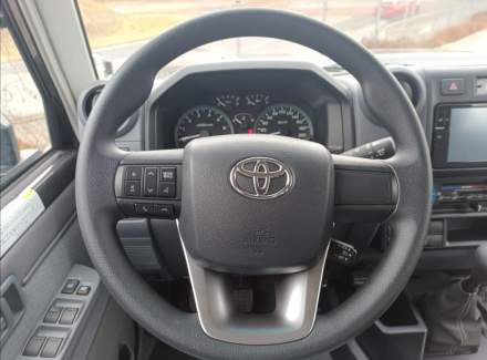 Toyota - Land Cruiser