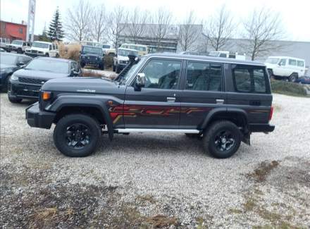 Toyota - Land Cruiser