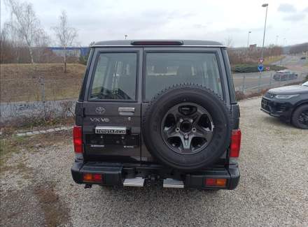 Toyota - Land Cruiser