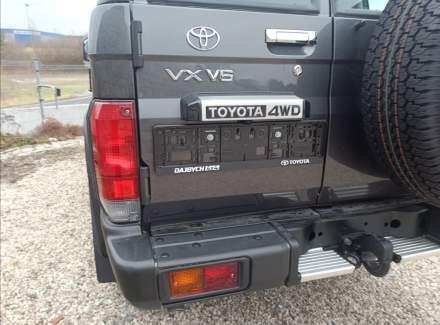 Toyota - Land Cruiser