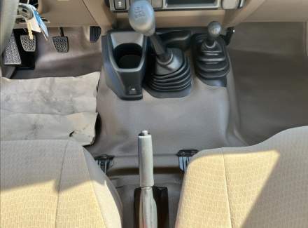 Toyota - Land Cruiser