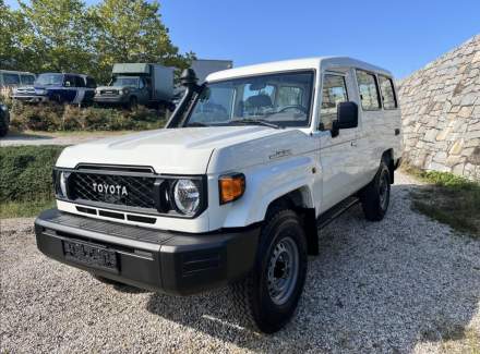 Toyota - Land Cruiser