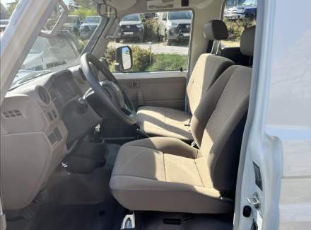 Toyota - Land Cruiser