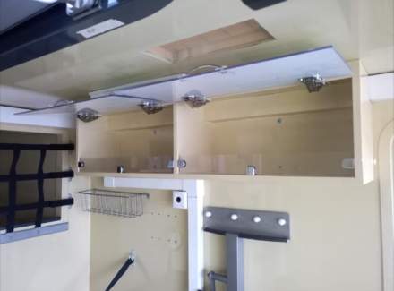 Toyota - Land Cruiser