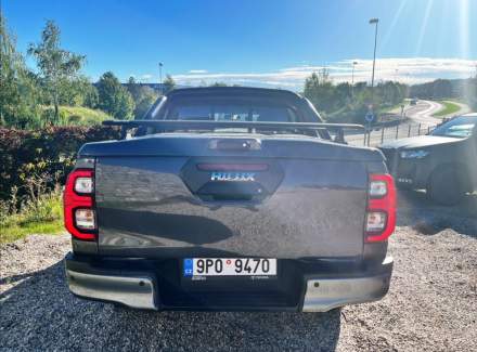Toyota - Hilux