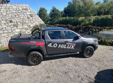 Toyota - Hilux
