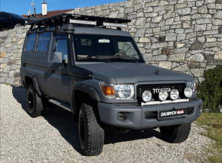 Toyota - Land Cruiser