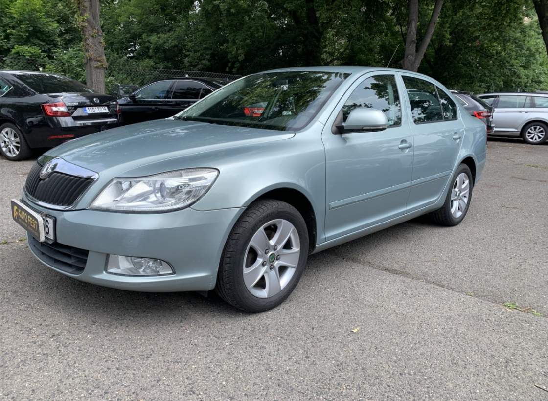 Škoda - Octavia