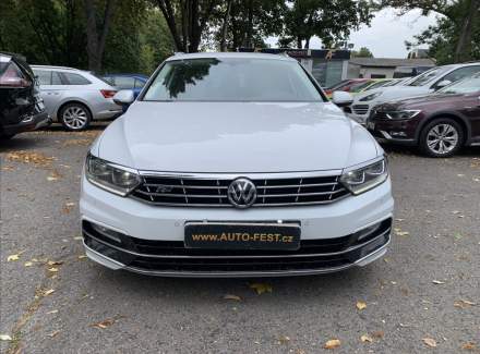 Volkswagen - Passat