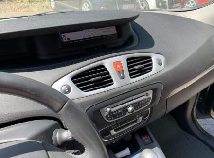 Renault - Scenic