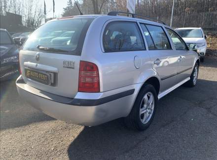 Škoda - Octavia