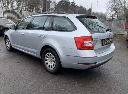 Škoda - Octavia