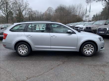 Škoda - Octavia