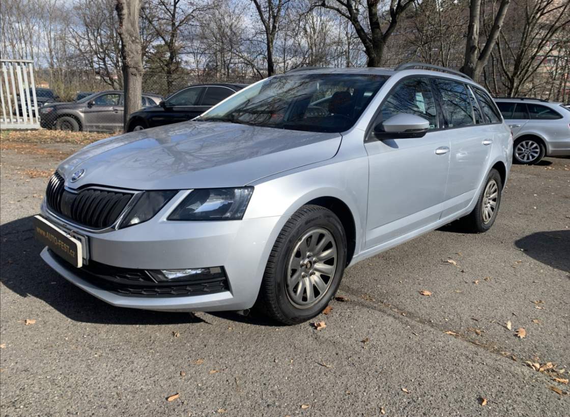Škoda - Octavia
