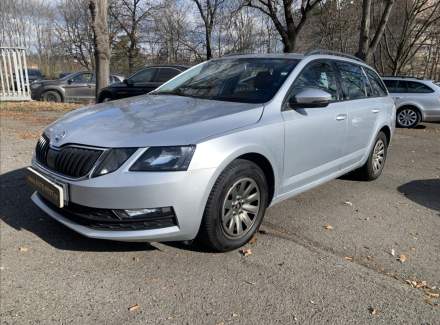 Škoda - Octavia