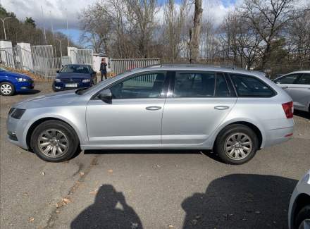 Škoda - Octavia