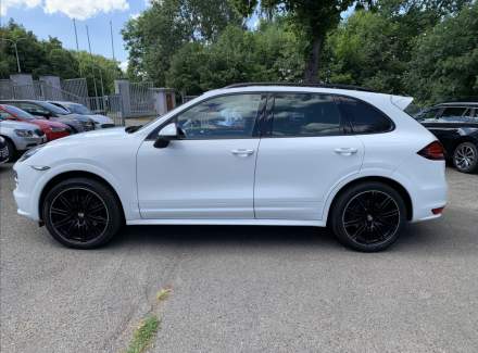 Porsche - Cayenne