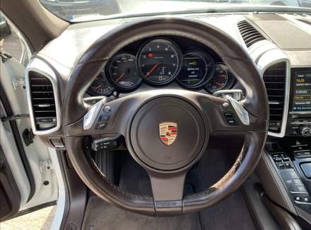 Porsche - Cayenne